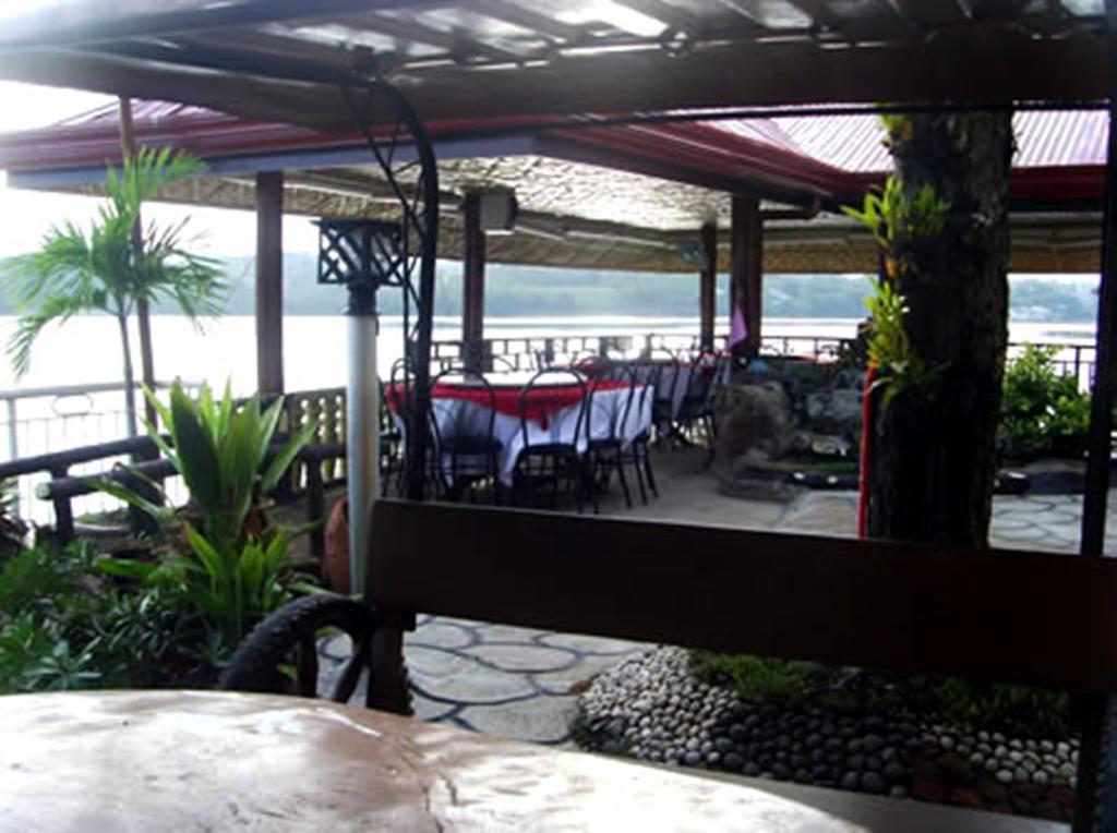 Casa Rey Francis Pension House & Restaurant Tagbilaran Exteriér fotografie